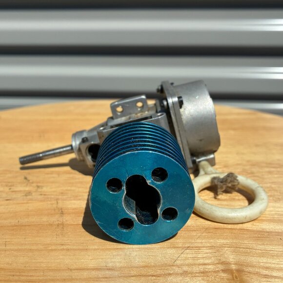 0.12 Image RC Nitro Engine - Picture 7 of 9